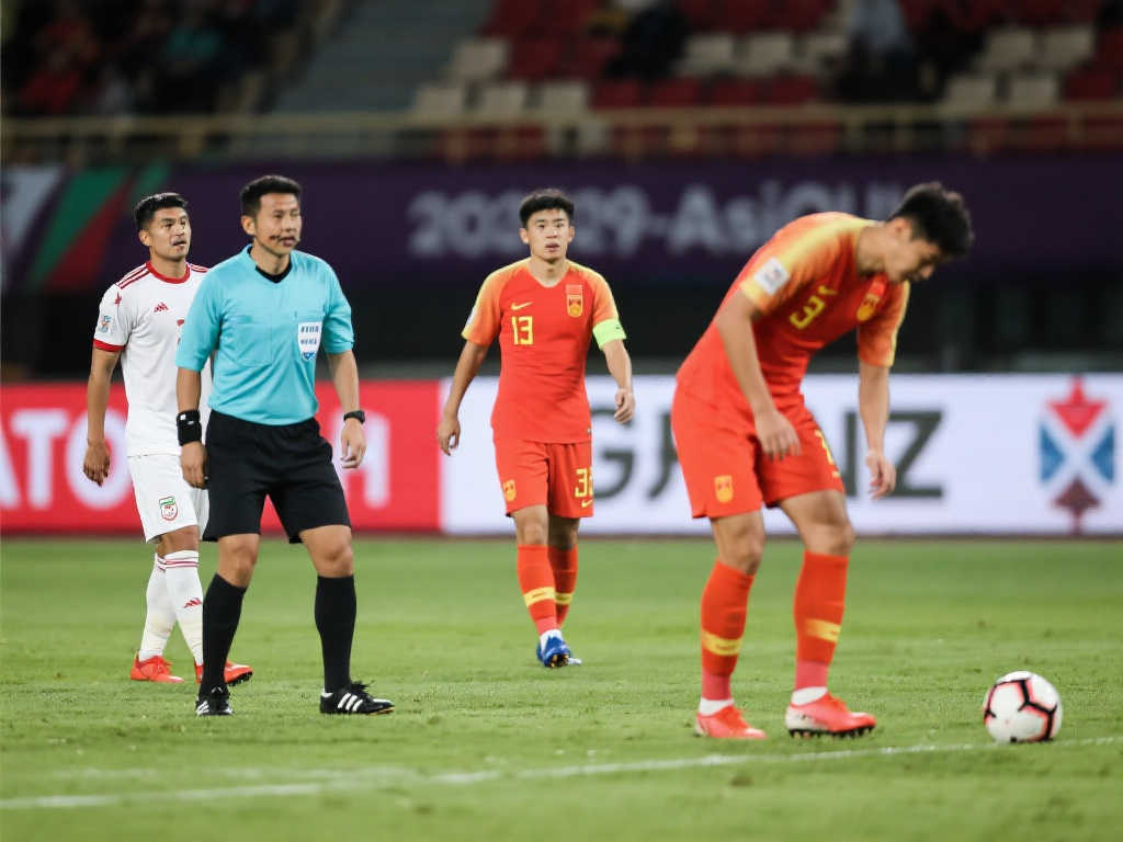 国足0：0战平塔吉克斯坦，朱辰杰进球无效，三分擦肩而过